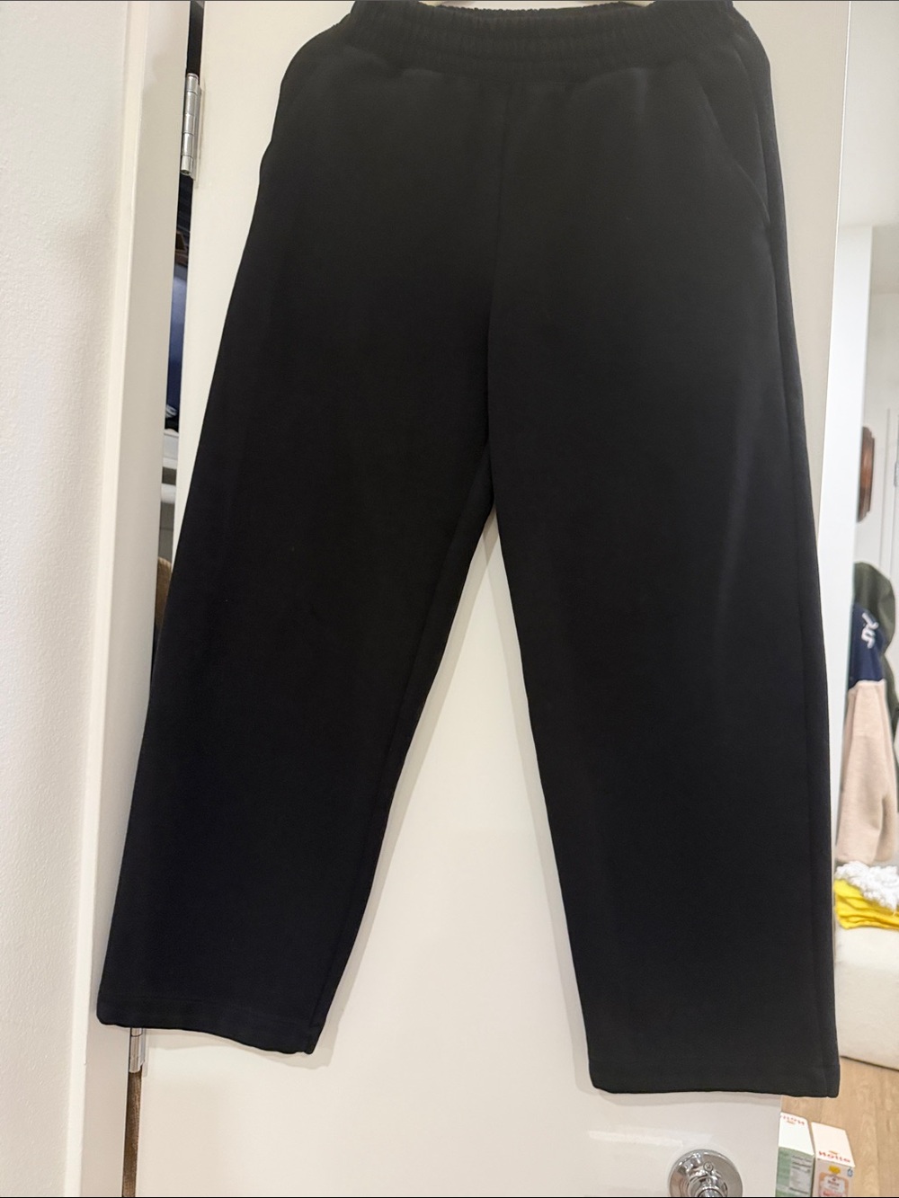 Uniqlo Men's Black Elastic-Waist Jogger Pants